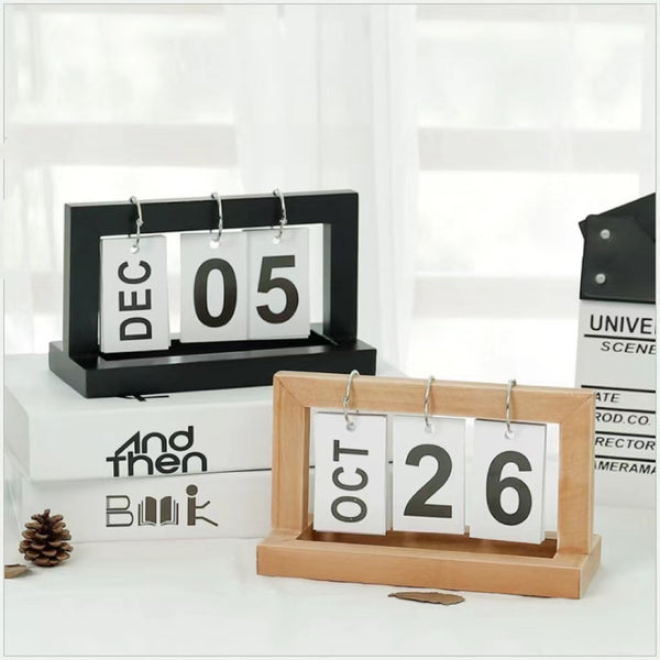 Wooden Desktop Calendar
